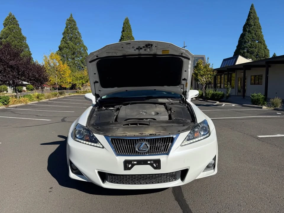 2012 Lexus IS 2nd Gen - Image 5 of 20