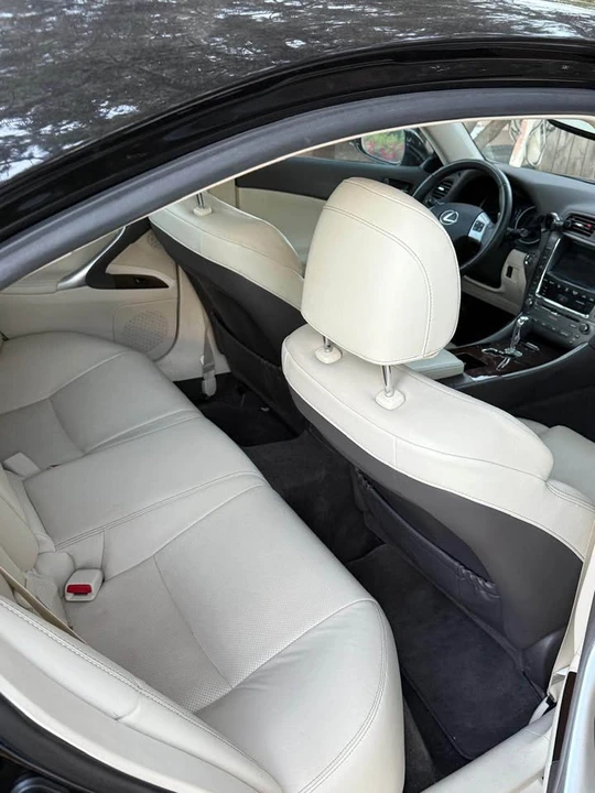2012 Lexus IS 2nd Gen - Image 9 of 10