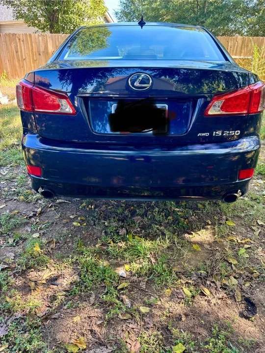 2012 Lexus IS 2nd Gen - Image 8 of 11
