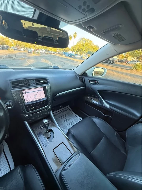 2012 Lexus IS 2nd Gen - Image 12 of 17