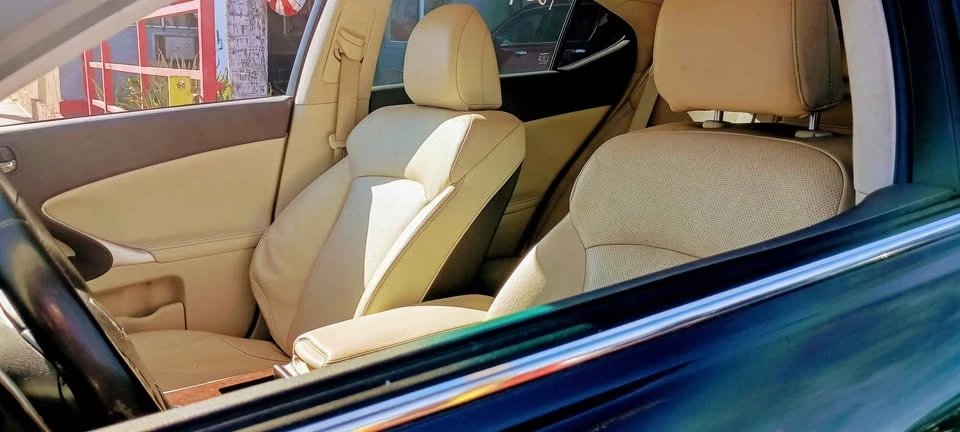 2012 Lexus IS 2nd Gen - Image 6 of 8