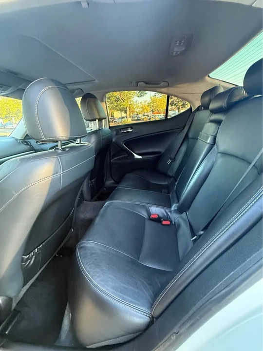 2012 Lexus IS 2nd Gen - Image 11 of 17