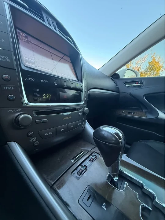 2012 Lexus IS 2nd Gen - Image 15 of 17