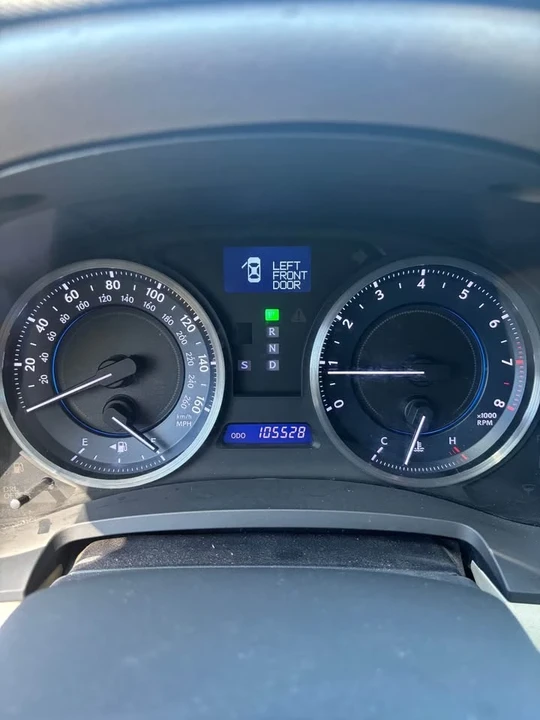 2012 Lexus IS 2nd Gen - Image 6 of 11