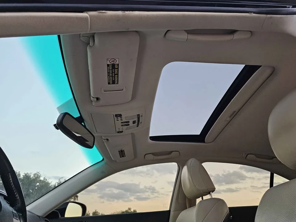 2012 Lexus IS 2nd Gen - Image 15 of 17