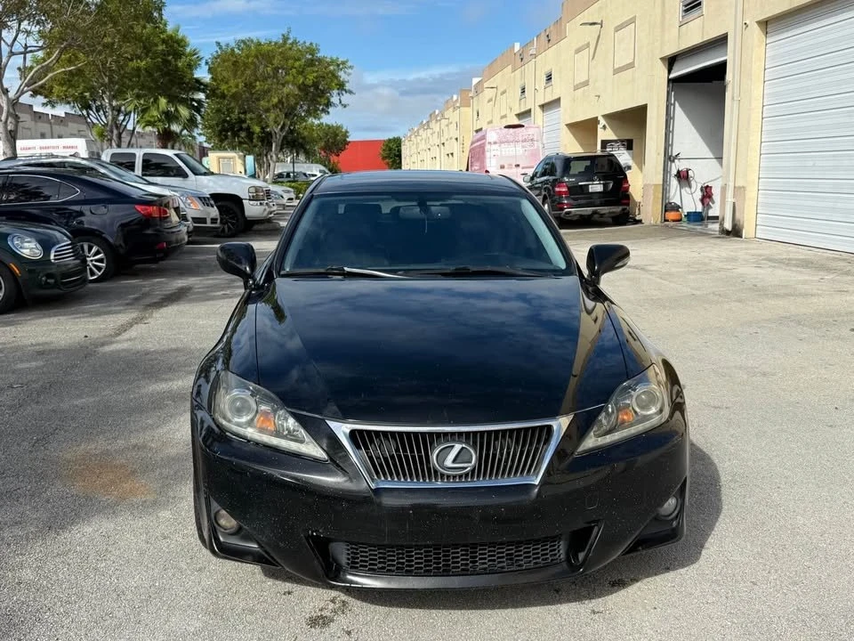 2012 Lexus IS 2nd Gen - Image 5 of 8