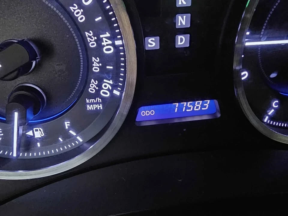 2012 Lexus IS 2nd Gen - Image 8 of 17