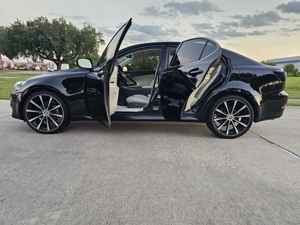 2012 Lexus IS 2nd Gen - Image 6 of 17