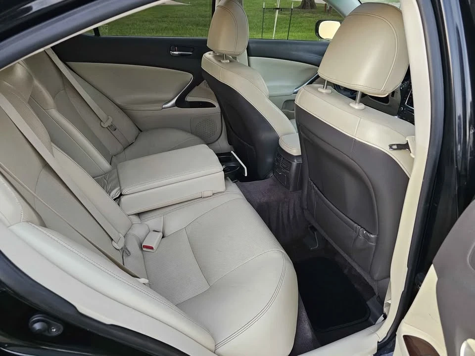 2012 Lexus IS 2nd Gen - Image 10 of 17