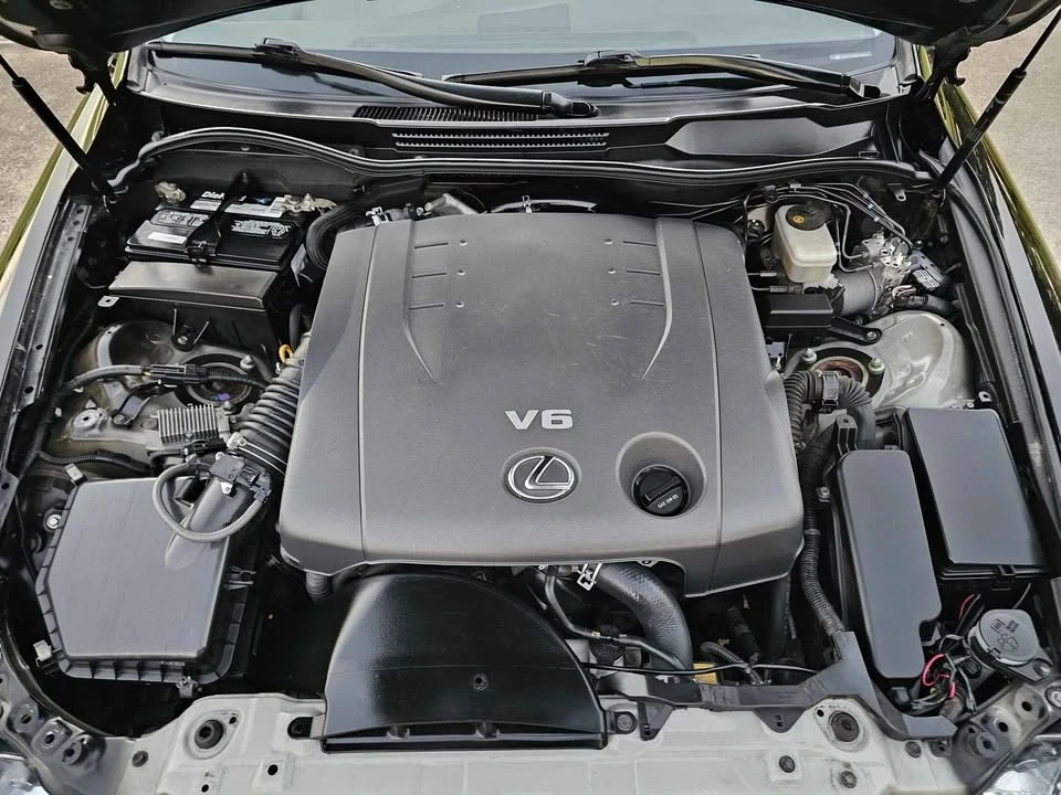 2012 Lexus IS 2nd Gen - Image 16 of 17