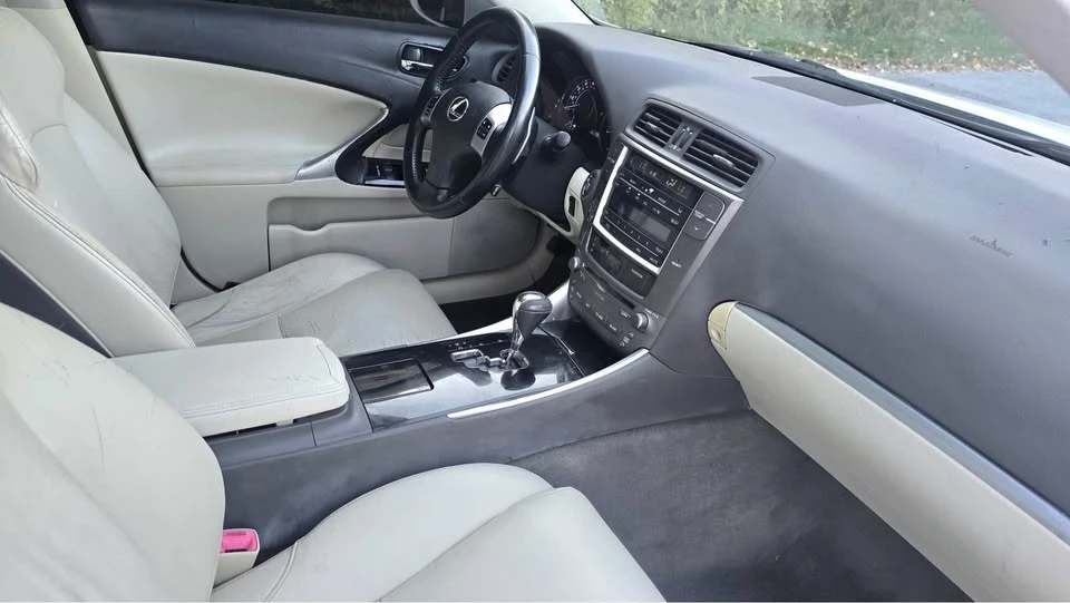 2012 Lexus IS 2nd Gen - Image 12 of 20