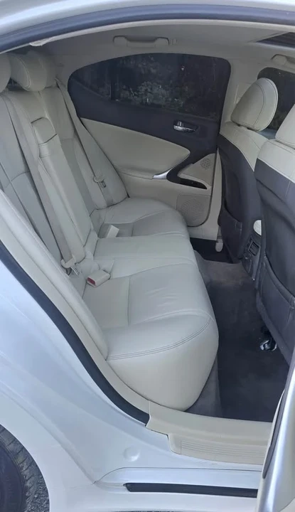 2012 Lexus IS 2nd Gen - Image 15 of 20