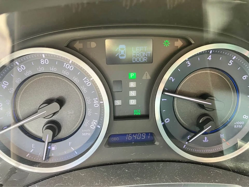 2012 Lexus IS 2nd Gen - Image 5 of 15