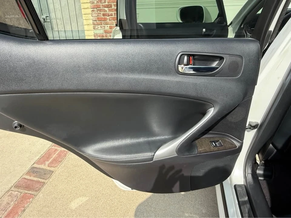 2012 Lexus IS 2nd Gen - Image 14 of 15