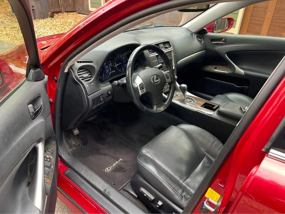 2012 Lexus IS 2nd Gen - Image 10 of 13