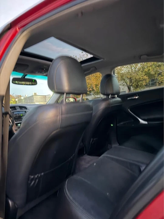2012 Lexus IS 2nd Gen - Image 9 of 12
