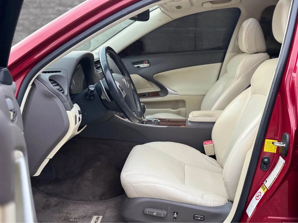 2012 Lexus IS 2nd Gen - Image 14 of 20