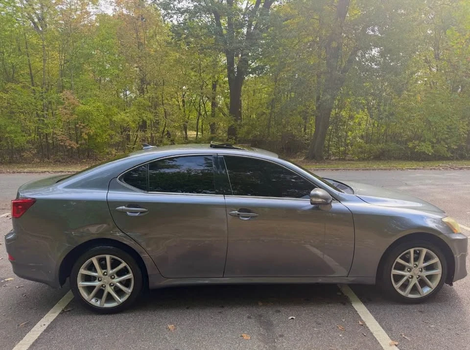 2012 Lexus IS 2nd Gen - Image 9 of 13