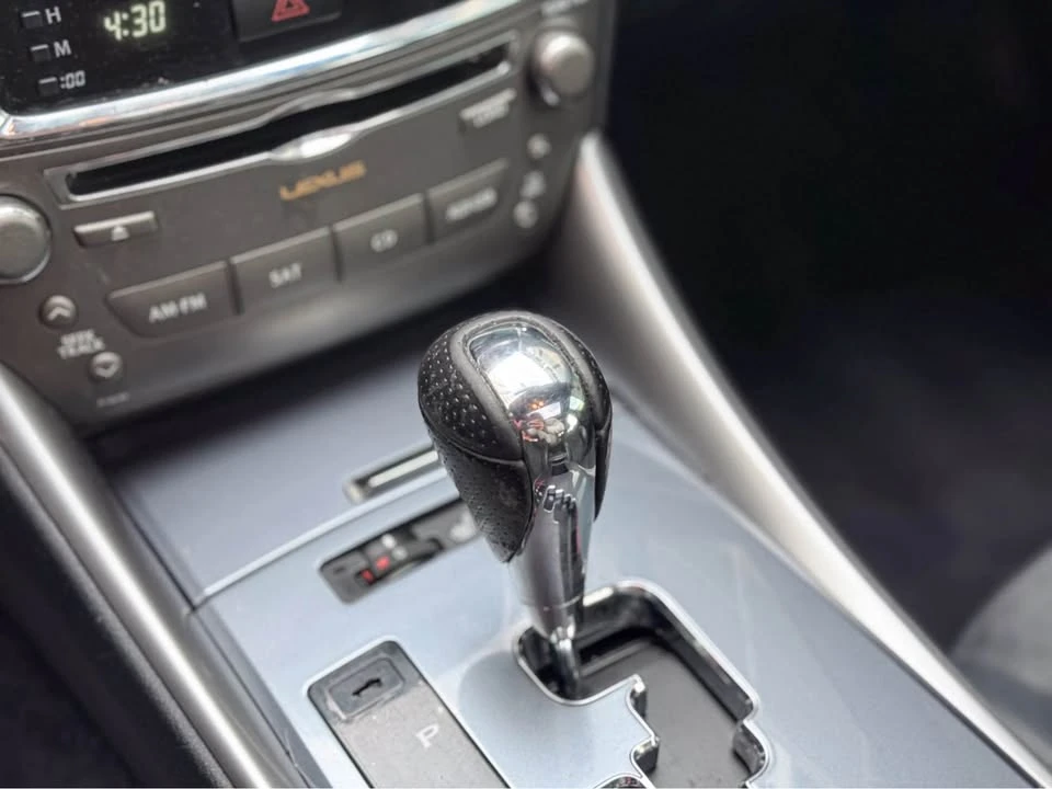2012 Lexus IS 2nd Gen - Image 9 of 14