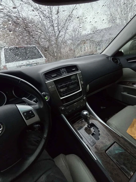 2012 Lexus IS 2nd Gen - Image 4 of 13