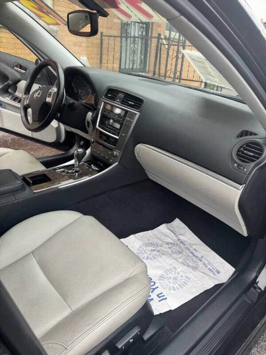 2012 Lexus IS 2nd Gen - Image 14 of 18