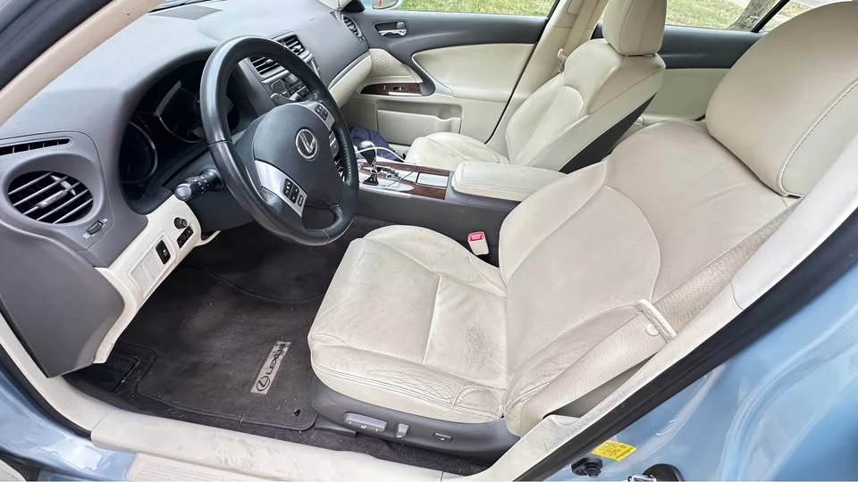 2012 Lexus IS 2nd Gen - Image 10 of 12