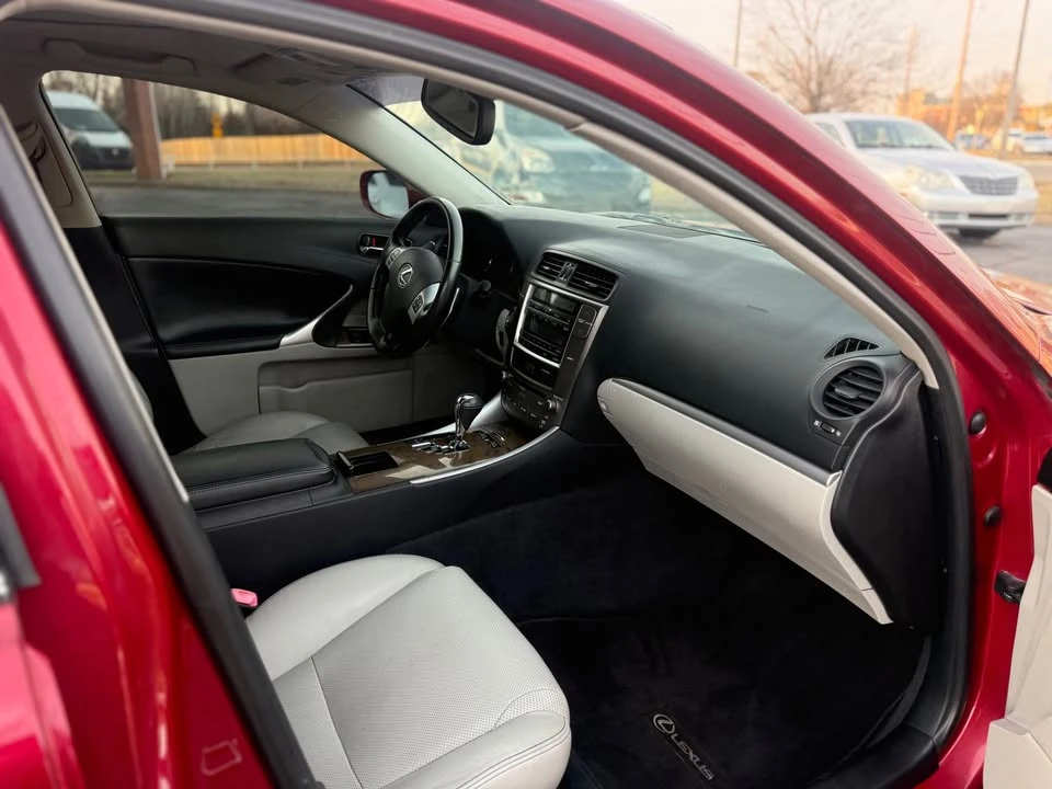 2012 Lexus IS 2nd Gen - Image 10 of 12