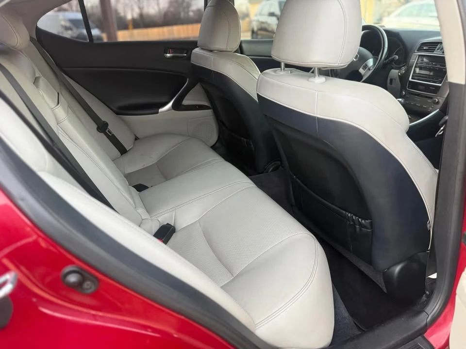 2012 Lexus IS 2nd Gen - Image 11 of 12