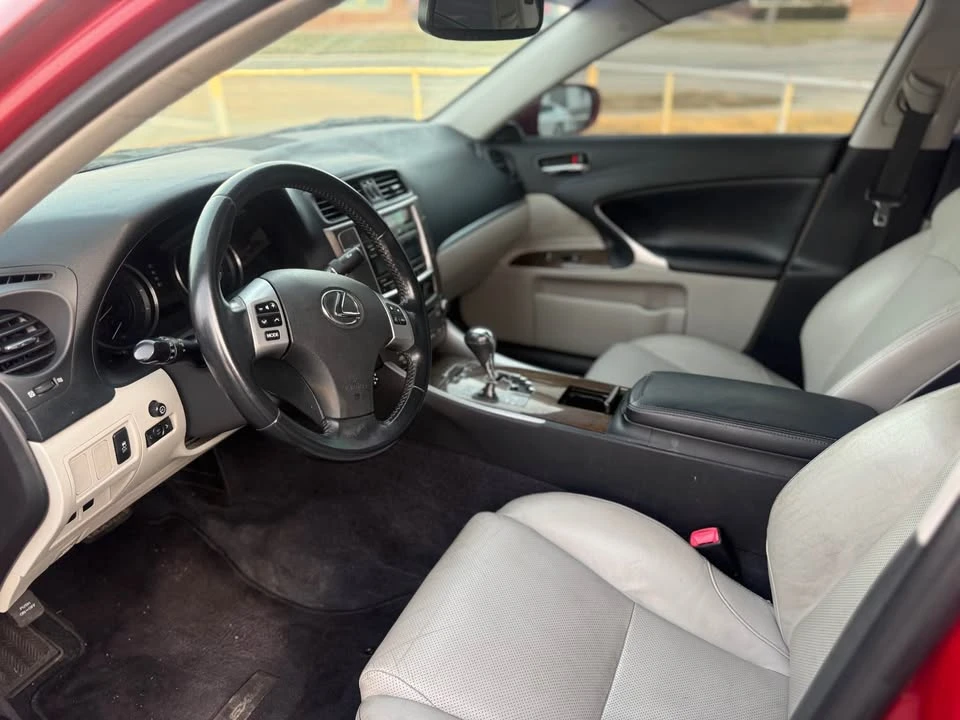 2012 Lexus IS 2nd Gen - Image 8 of 12