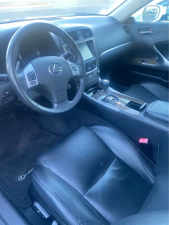 2012 Lexus IS 2nd Gen - Image 5 of 6