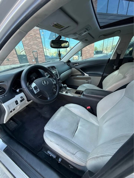 2012 Lexus IS 2nd Gen - Image 5 of 9