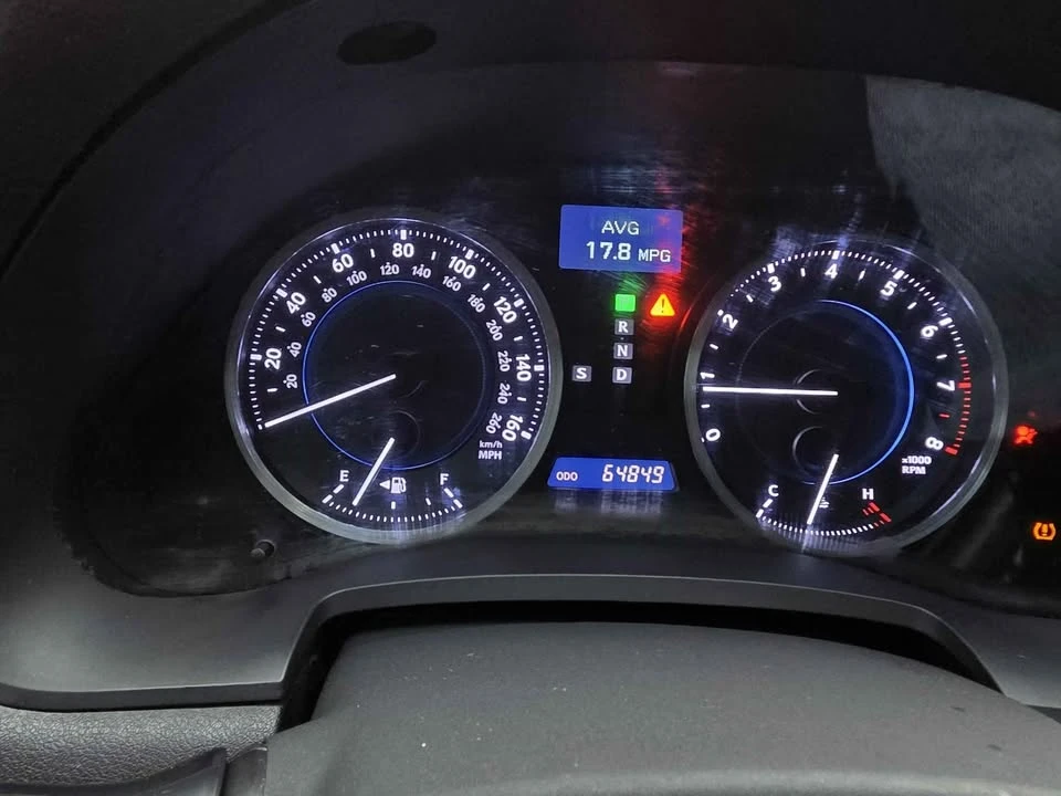 2012 Lexus IS 2nd Gen - Image 10 of 12