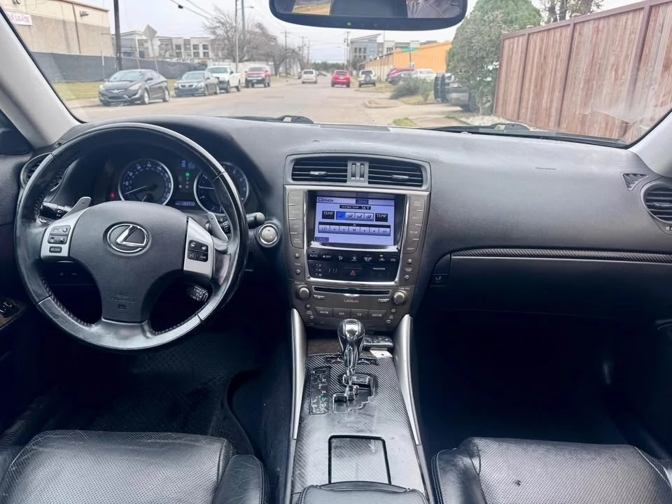 2012 Lexus IS 2nd Gen - Image 16 of 20