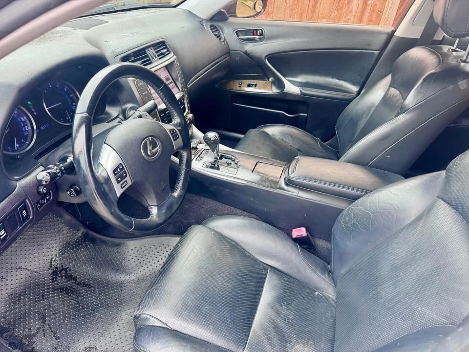 2012 Lexus IS 2nd Gen - Image 17 of 20