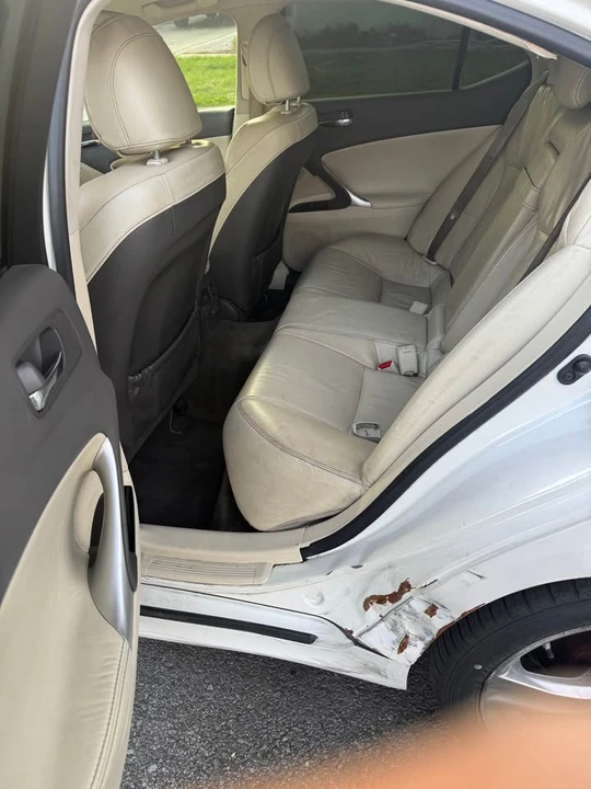 2012 Lexus IS 2nd Gen - Image 9 of 11