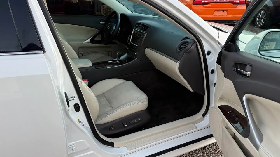 2012 Lexus IS 2nd Gen - Image 5 of 11