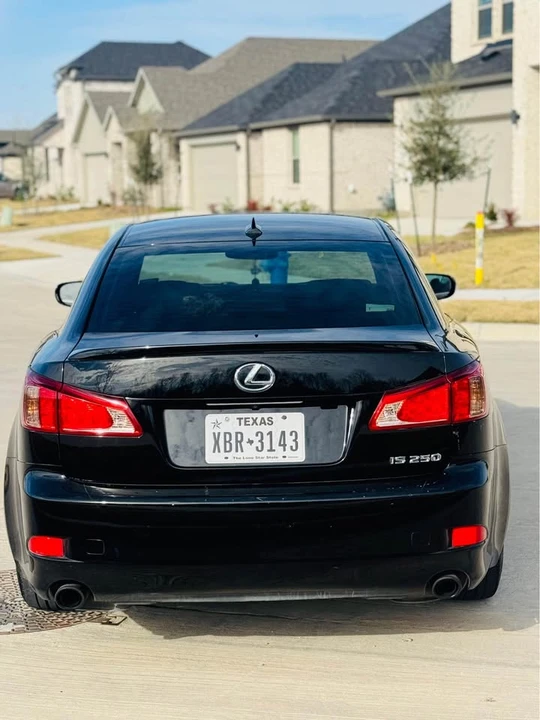 2012 Lexus IS 2nd Gen - Image 5 of 8