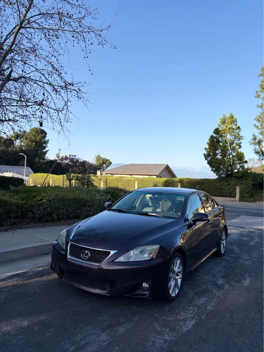 2012 Lexus IS 2nd Gen - Image 2 of 15