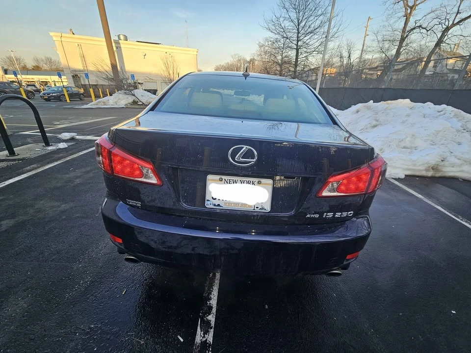 2012 Lexus IS 2nd Gen - Image 5 of 10