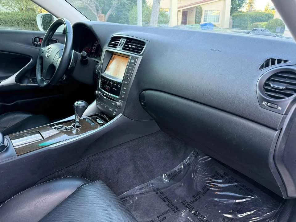 2012 Lexus IS 2nd Gen - Image 14 of 17