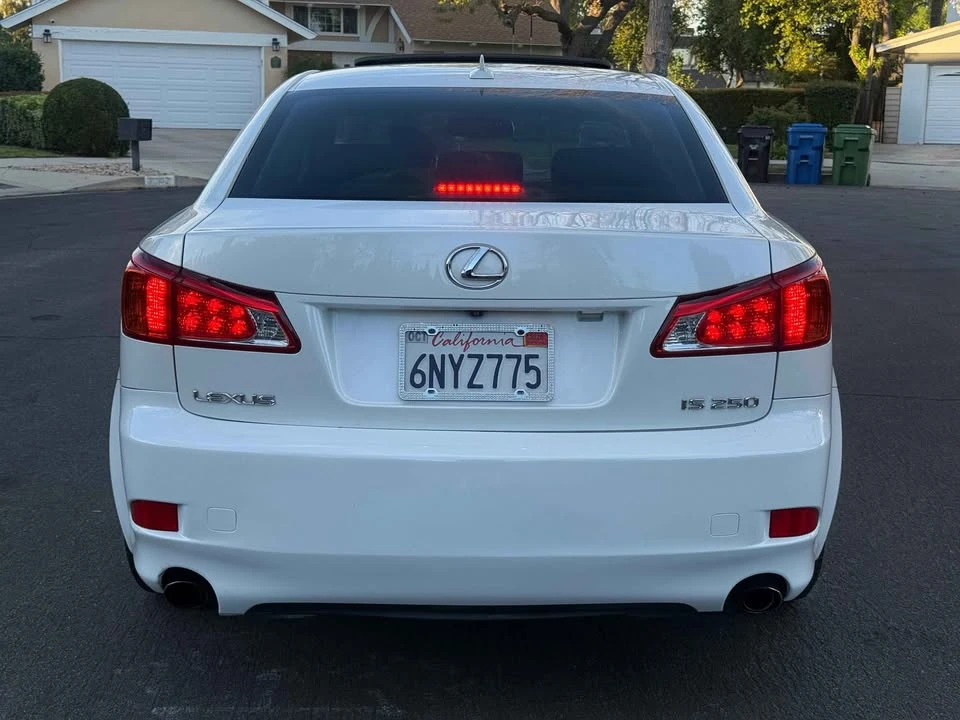 2012 Lexus IS 2nd Gen - Image 8 of 17