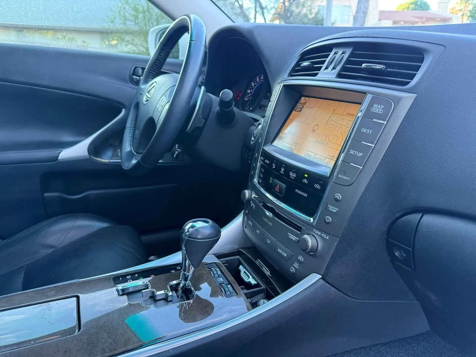 2012 Lexus IS 2nd Gen - Image 13 of 17