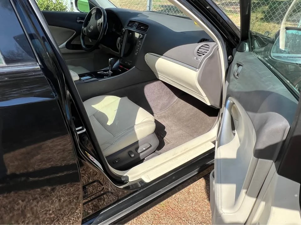 2012 Lexus IS 2nd Gen - Image 7 of 13