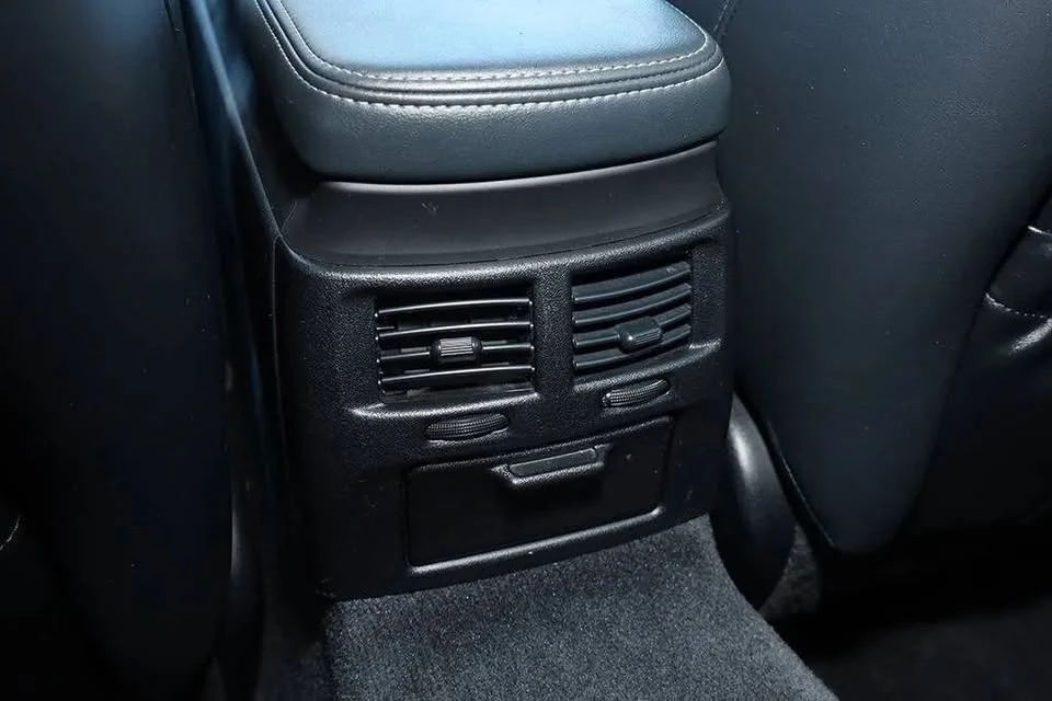 2012 Lexus IS 2nd Gen - Image 12 of 16