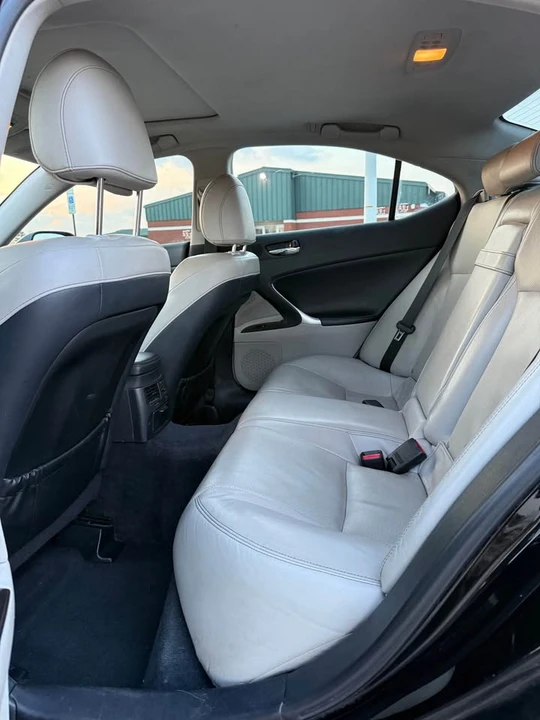 2012 Lexus IS 2nd Gen - Image 11 of 19