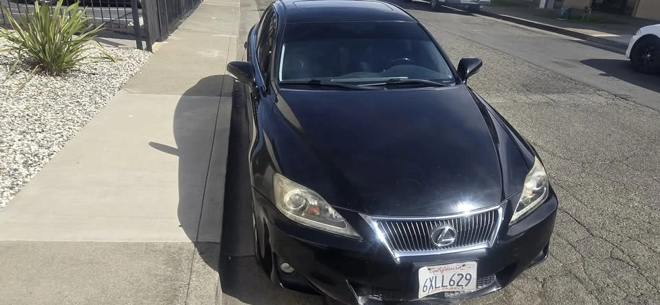 2012 Lexus IS 2nd Gen - Image 4 of 19