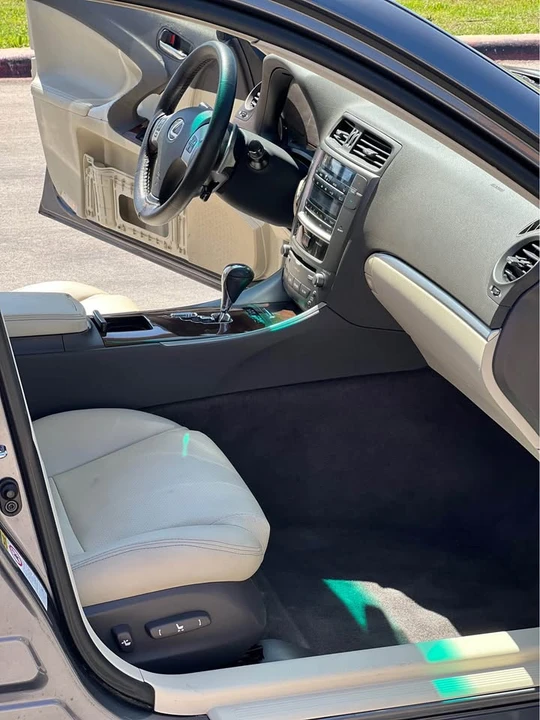2012 Lexus IS 2nd Gen - Image 11 of 14