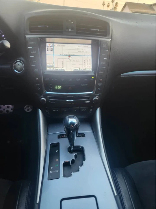 2012 Lexus IS 2nd Gen - Image 18 of 20