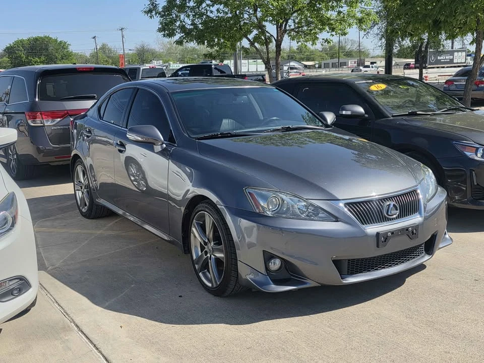 2012 Lexus IS 2nd Gen - Image 7 of 9