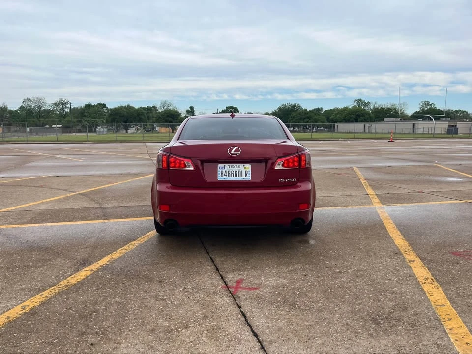 2012 Lexus IS 2nd Gen - Image 5 of 10